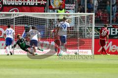 1. BL - Saison 2016/2017 - FC Ingolstadt 04 - FC Schalke 04 - Pascal Groß (#10 FCI) zum 1:1 Ausgleich durch  Elfmeter - Jubel - Fährmann Ralf Torwart Schalke 04 - Foto: Meyer Jürgen