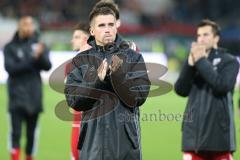 1. BL - Saison 2016/2017 - FC Ingolstadt 04 - FC Augsburg - Stefan Lex (#14 FCI) bedanken sich bei den Fans - Foto: Meyer Jürgen