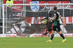 1. Bundesliga - Fußball - FC Ingolstadt 04 - FC Augsburg - Torwart Martin Hansen (35, FCI) hält