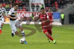 1. Bundesliga - Fußball - FC Ingolstadt 04 - Borussia Mönchengladbach - Anthony Jung (3, FCI) Darío Lezcano (11, FCI)