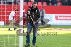 1. BL - Saison 2016/2017 - FC Ingolstadt 04 - FC Bayern München - Greenkeeper - Foto: Meyer Jürgen