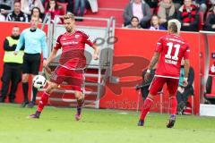 1. BL - Saison 2016/2017 - FC Ingolstadt 04 - Borussia Dortmund - Lukas Hinterseer (#16 FCI) - Lezano Farina,Dario (#37 FCI) - Foto: Meyer Jürgen