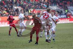 1. Bundesliga - Fußball - FC Ingolstadt 04 - Hamburger SV HSV - Darío Lezcano (11, FCI) Matthias Ostrzolek (22 HSV)