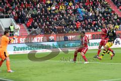 1. Bundesliga - Fußball - FC Ingolstadt 04 - Borussia Dortmund - Almog Cohen (36, FCI) trifft zum 1:0 Tor Jubel Torwart Roman Weidenfeller (BVB 1)