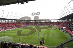 1. Bundesliga - Fußball - FC Ingolstadt 04 - Werder Bremen - Choreographie alle in Rot, Jubel Fans Fankurve Fahnen Einmarsch