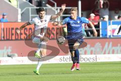 1. Bundesliga - Fußball - FC Ingolstadt 04 - SV Darmstadt 98 - Mathew Leckie (7, FCI) Roman Bezjak (14 Darmstadt 98)