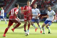 1. Bundesliga - Fußball - FC Ingolstadt 04 - FC Schalke 04 - letzter Spieltag - Darío Lezcano (11, FCI) Max Christiansen (19, FCI) Donis Avdijaj (33 Schalke) Nabil Bentaleb (10 Schalke)