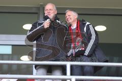 1. BL - Saison 2016/2017 - FC Ingolstadt 04 - SV Werder Bremen - Peter Jackwerth links - Geschäftsführer Harald Gärtner (FCI) rechts - Foto: Meyer Jürgen