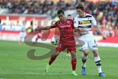 1. Bundesliga - Fußball - FC Ingolstadt 04 - Borussia Mönchengladbach - Jannik Vestergaard (#4 Gladbach) Darío Lezcano (11, FCI)