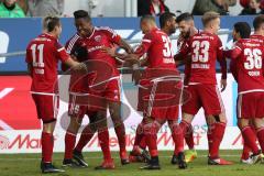 1. Bundesliga - Fußball - FC Ingolstadt 04 - RB Leipzig - Tor Treffer Jubel durch Roger de Oliveira Bernardo (8, FCI) mit Darío Lezcano (11, FCI) Marcel Tisserand (32, FCI) Anthony Jung (3, FCI)