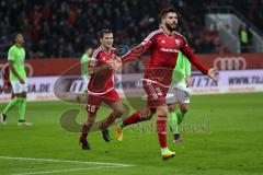 1. Bundesliga - Fußball - FC Ingolstadt 04 - VfL Wolfsburg -  Anthony Jung (3, FCI) trifft mit dem Kopf zum 1:0 Tor Treffer Jubel Pascal Groß (10, FCI)