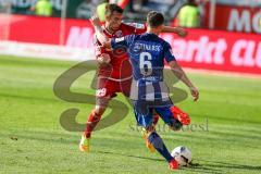 1. BL - Saison 2016/2017 - FC Ingolstadt 04 - Hertha BSC - Markus Suttner (#29 FCI) - Vladimir Darida (#6 Hertha) -  Foto: Meyer Jürgen