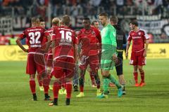 1. Bundesliga - Fußball - FC Ingolstadt 04 - Eintracht Frankfurt - 0:2 - Spiel ist aus, Niederlage Ratlosigkeit Torwart Örjan Haskjard Nyland (1, FCI) Roger de Oliveira Bernardo (8, FCI)