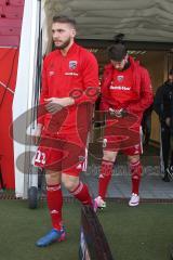 1. BL - Saison 2016/2017 - FC Ingolstadt 04 - FC Bayern München - Robert Leipertz (#13 FCI) geht auf das Spielfeld zum warm machen - Foto: Meyer Jürgen