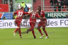 1. Bundesliga - Fußball - FC Ingolstadt 04 - Borussia Dortmund - Tor Jubel 2:0 Darío Lezcano (11, FCI) Florent Hadergjonaj (33, FCI) Roger de Oliveira Bernardo (8, FCI)