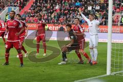 1. BL - Saison 2016/2017 - FC Ingolstadt 04 - FC Augsburg - Zweikampf im Fünfmeterraum - Pascal Groß (#10 FCI) -  Koo Ja-Cheol #19 Augsburg - Martin Hansen (#35 FCI) - Foto: Meyer Jürgen