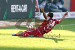 1. BL - Saison 2016/2017 - FC Ingolstadt 04 - FC Bayern München - Marvin Matip (#34 FCI) klärt auf der Linie - Foto: Meyer Jürgen