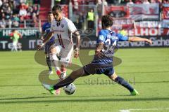 1. Bundesliga - Fußball - FC Ingolstadt 04 - SV Darmstadt 98 - Darío Lezcano (11, FCI) Hamit Altıntop (34 Darmstadt)