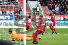 1. Bundesliga - Fußball - FC Ingolstadt 04 - Borussia Dortmund - Almog Cohen (36, FCI) trifft zum 1:0 Tor Jubel Torwart Roman Weidenfeller (BVB 1) Marvin Matip (34, FCI) Darío Lezcano (11, FCI)