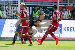 1. BL - Saison 2016/2017 - FC Ingolstadt 04 - Hertha BSC - Ørjan Nyland (#26 FCI) - Marvin Matip (#34 FCI) - Foto: Meyer Jürgen