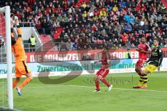 1. Bundesliga - Fußball - FC Ingolstadt 04 - Borussia Dortmund - Almog Cohen (36, FCI) trifft zum 1:0 Tor Jubel Torwart Roman Weidenfeller (BVB 1)