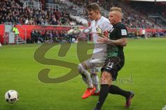 1. BL - Saison 2016/2017 - FC Ingolstadt 04 - FC Augsburg - Martin Hansen Torwart(#35 FCI) - Schmid Jonathan #11 Augsburg - Foto: Meyer Jürgen