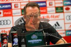 1. Bundesliga - Fußball - FC Ingolstadt 04 - Hertha BSC Berlin - 0:2 Niederlage FCI, Pressekonferenz Cheftrainer Markus Kauczinski (FCI)