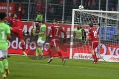 1. BL - Saison 2016/2017 - FC Ingolstadt 04 - VFL Wolfsburg - Der 1:0 Treffer von Anthony Jung (#3 FCI) - Jubel - Foto: Meyer Jürgen