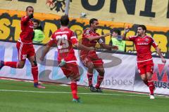 1. BL - Saison 2016/2017 - FC Ingolstadt 04 - Borussia Dortmund - Marcel Tisserand (#32 FCI) - Marvin Matip (#34 FCI) - Markus Suttner (#29 FCI) - bejubeln das Tor von Almog Cohen (#36 FCI) - Foto: Meyer Jürgen