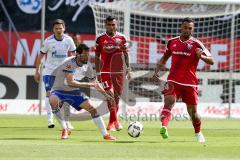 1. BL - Saison 2016/2017 - FC Ingolstadt 04 - FC Schalke 04 - Marvin Matip (#34 FCI) - Lezcano Farina,Dario (#37 FCI) - Coke weiss Schalke 04 - Foto: Meyer Jürgen