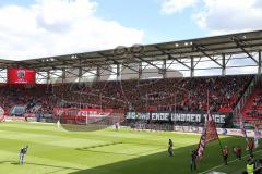 1. Bundesliga - Fußball - FC Ingolstadt 04 - FC Schalke 04 - letzter Spieltag - Fans Choreo Fahnen Jubel Südtribüne Kurve