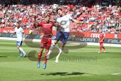 1. Bundesliga - Fußball - FC Ingolstadt 04 - FC Schalke 04 - Almog Cohen (36, FCI) Benjamin Stambouli (17 Schalke)