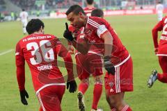 1. Bundesliga - Fußball - FC Ingolstadt 04 - Hamburger SV HSV - Elfmeter Tor Almog Cohen (36, FCI) Jubel Marvin Matip (34, FCI)