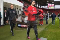 1. BL - Saison 2016/2017 - FC Ingolstadt 04 - VFL Wolfsburg - Lukas Hinterseer (#16 FCI) - beim einlaufen - Foto: Meyer Jürgen