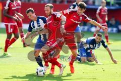 1. BL - Saison 2016/2017 - FC Ingolstadt 04 - Hertha BSC - Pascal Groß (#10 FCI) - Moritz Hartmann (#9 FCI) - Foto: Meyer Jürgen