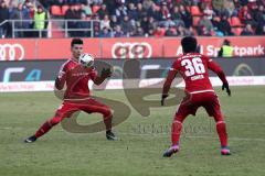 1. Bundesliga - Fußball - FC Ingolstadt 04 - Hamburger SV HSV - Alfredo Morales (6, FCI)  und Almog Cohen (36, FCI)