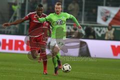 1. BL - Saison 2016/2017 - FC Ingolstadt 04 - VFL Wolfsburg - Roger de Oliveira Bernardo (#8 FCI) - Maximilian Arnold (27 Wolfsburg)  - Foto: Meyer Jürgen