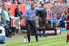 1. Bundesliga - Fußball - FC Ingolstadt 04 - FC Schalke 04 - Cheftrainer Maik Walpurgis (FCI) am Seitenrand Schrei