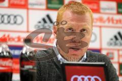 1. Bundesliga - Fußball - FC Ingolstadt 04 - Hamburger SV HSV - 3:1 - Pressekonferenz nach dem Spiel, Cheftrainer Markus Gisdol (HSV) und Cheftrainer Maik Walpurgis (FCI)