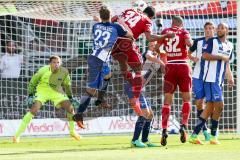 1. BL - Saison 2016/2017 - FC Ingolstadt 04 - Hertha BSC - Marvin Matip (#34 FCI) beim Kopfball - Marcel Tisserand (#32 FCI) - Foto: Meyer Jürgen