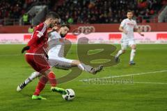 1. Bundesliga - Fußball - FC Ingolstadt 04 - 1. FC Köln - Mathew Leckie (7, FCI) Jonas Hector (14 Köln)