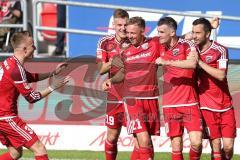 1. Bundesliga - Fußball - FC Ingolstadt 04 - Bayer 04 Leverkusen - Tor Jubel 1:0 durch Sonny Kittel (21, FCI), Max Christiansen (19, FCI) Pascal Groß (10, FCI) Markus Suttner (29, FCI), links Florent Hadergjonaj (33, FCI)