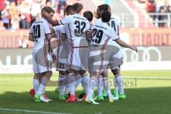 1. Bundesliga - Fußball - FC Ingolstadt 04 - SV Darmstadt 98 - Tor Pascal Groß (10, FCI) Jubel Sonny Kittel (21, FCI) Almog Cohen (36, FCI) Markus Suttner (29, FCI)  Roger de Oliveira Bernardo (8, FCI)