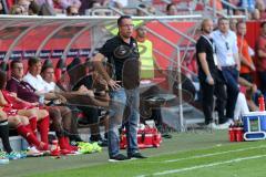 1. Bundesliga - Fußball - FC Ingolstadt 04 - Hertha BSC Berlin - Cheftrainer Markus Kauczinski (FCI) am Spielfeldrand