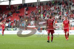 1. Bundesliga - Fußball - FC Ingolstadt 04 - TSG 1899 Hoffenheim 1:2 - Spiel ist aus, Niederlage 1:2 für IN, Marvin Matip (34, FCI) Max Christiansen (19, FCI) gehen vom Platz betrübt