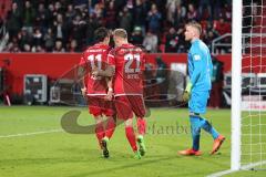 1. Bundesliga - Fußball - FC Ingolstadt 04 - 1. FC Köln - Darío Lezcano (11, FCI) Sonny Kittel (21, FCI) Torwart Timo Horn (1 Köln)