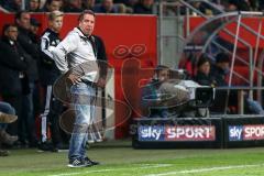 1. Bundesliga - Fußball - FC Ingolstadt 04 - Eintracht Frankfurt - 0:2 - Cheftrainer Markus Kauczinski (FCI) am Spielfeld