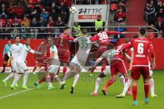 1. Bundesliga - Fußball - FC Ingolstadt 04 - Werder Bremen - Kampf um den Ball, Niklas Moisander (18 Bremen) Mathew Leckie (7, FCI) Maximilian Eggestein (35 Bremen) Almog Cohen (36, FCI)