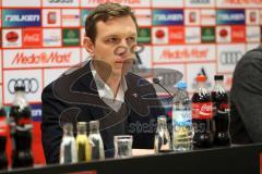 1. Bundesliga - Fußball - FC Ingolstadt 04 - Hamburger SV HSV - 3:1 - Pressekonferenz nach dem Spiel, Pressesprecher Oliver Samwald (FCI)