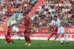 1. Bundesliga - Fußball - FC Ingolstadt 04 - TSG 1899 Hoffenheim 1:2 - links Stefan Lex (14, FCI) zeiht auf das Tor und verpasst